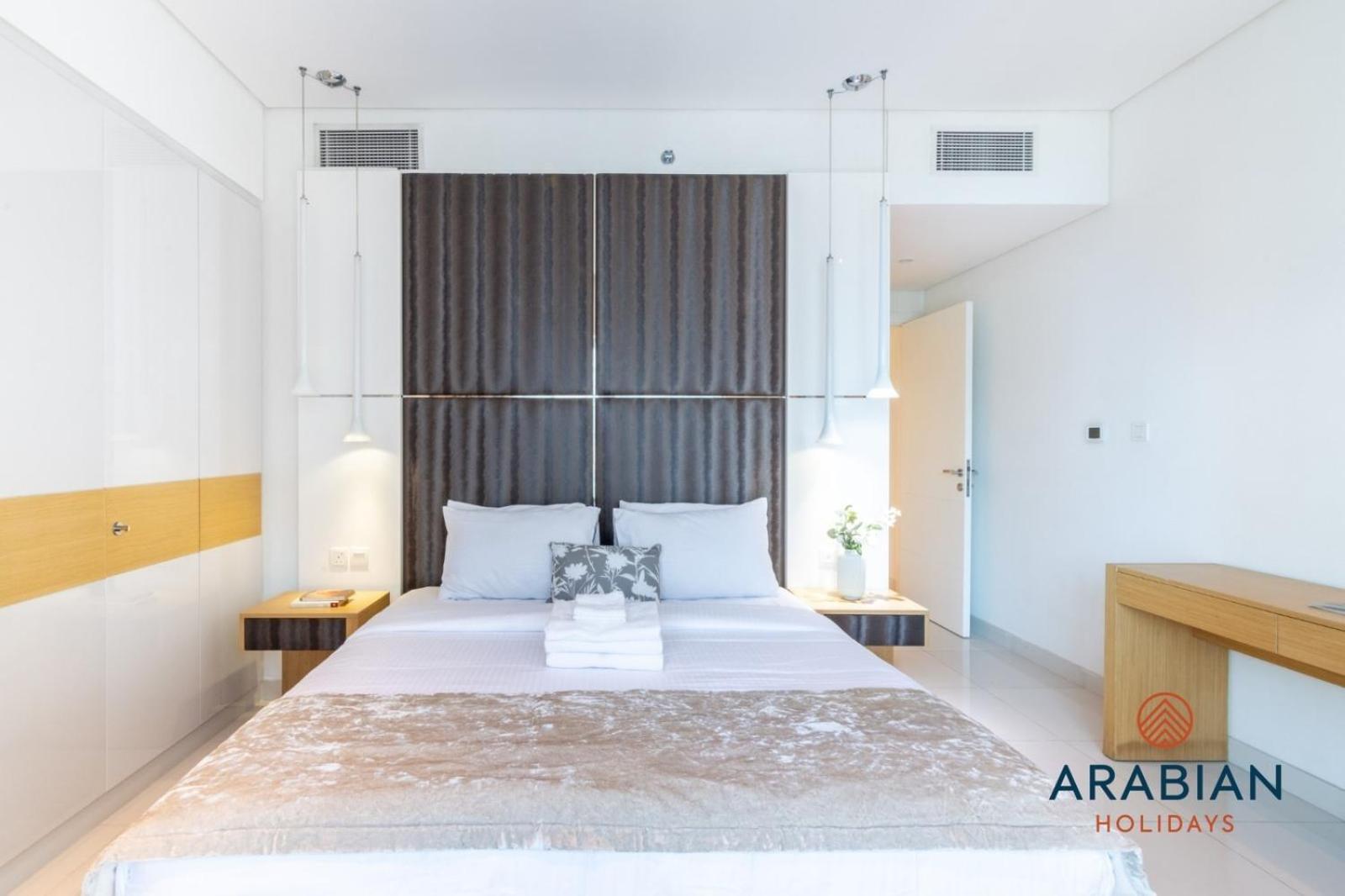 Flawless 2br In Business Bay - Partial Burj And Full Canal View Dubai