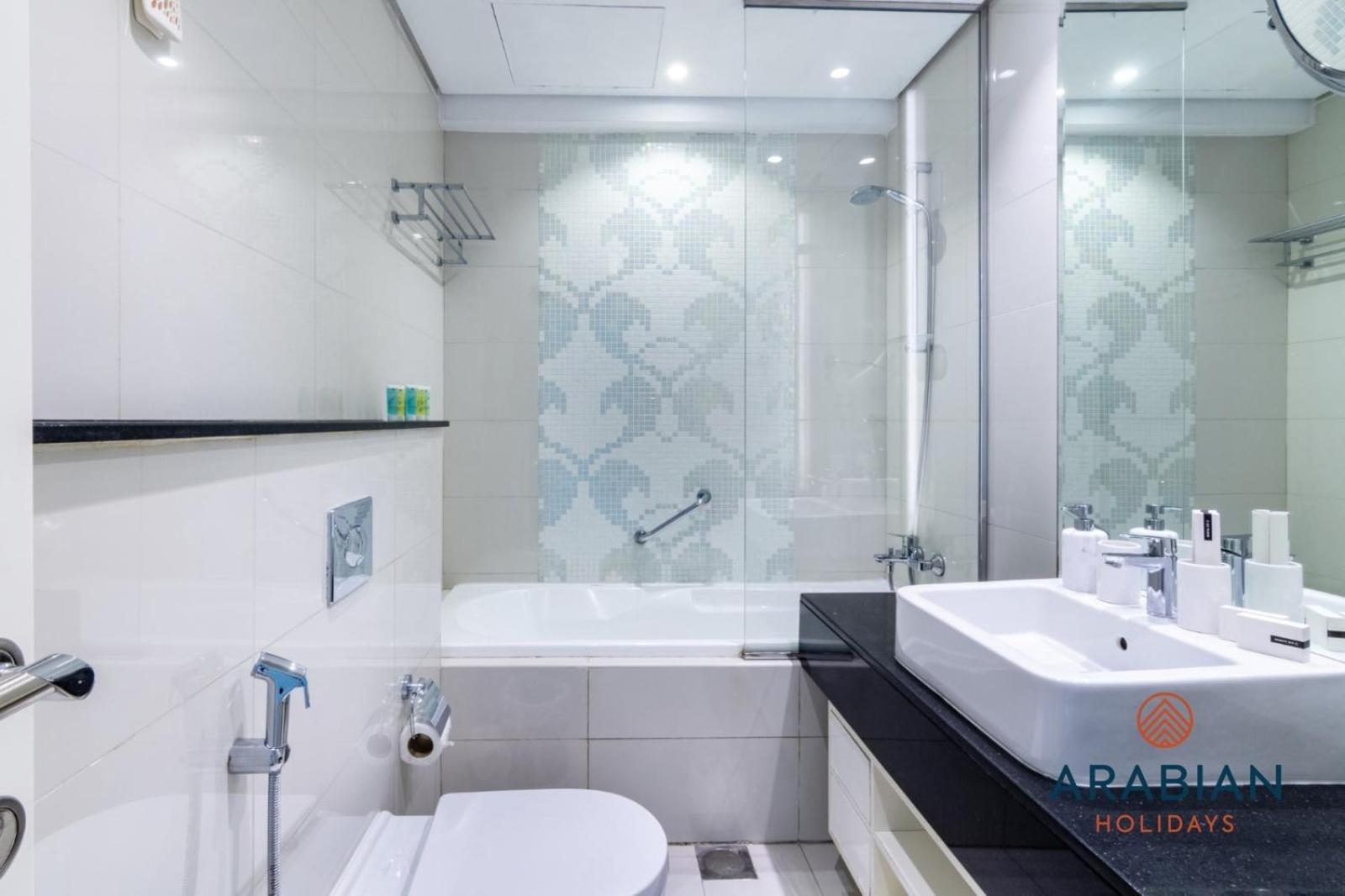 Apartment Flawless 2br In Business Bay - Partial Burj And Full Canal View Dubai